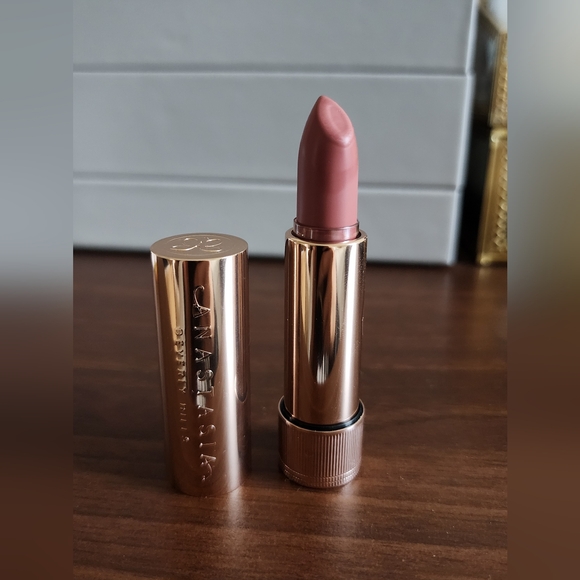 Anastasia Beverly Hills Lipstick In Dusty Rose - Picture 1 of 2